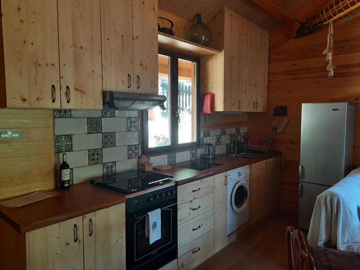 Rustic Cabin In The Woods/Cabana En El Bosque Amer Bagian luar foto